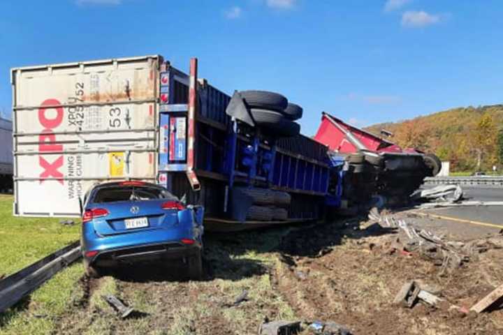 Tractor-Trailer Crash Causes Major Delays On Route 78