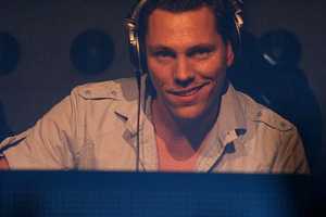 Tiësto Headlining Thanksgiving Eve Show At American Dream Mall