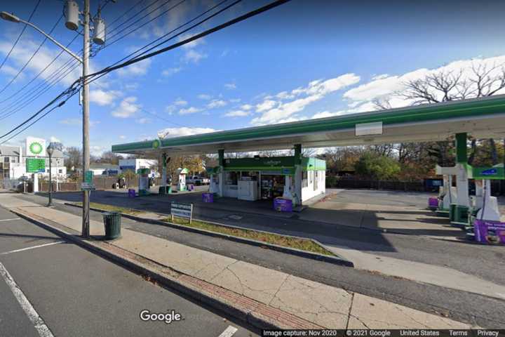 Suspect Nabbed In Stabbing At Parking Lot Of Long Island Gas Station