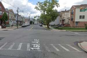 2 Stabbed During Fight In Elizabeth