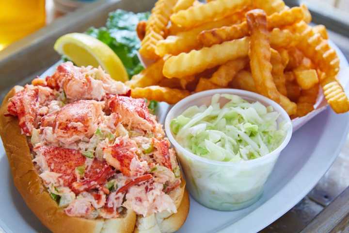 Iconic Seafood Restaurant Opens Second Long Island Location