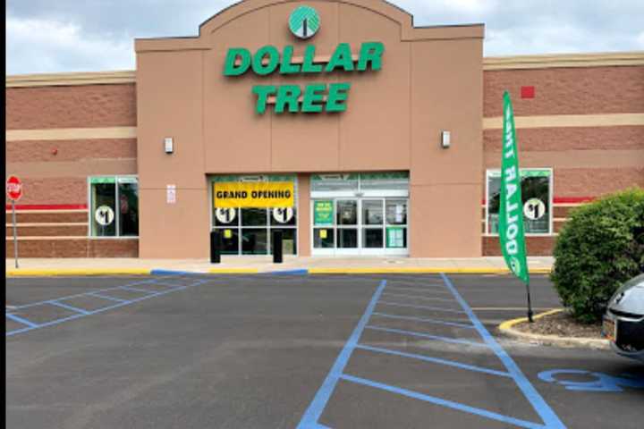 Man Robbed At Knifepoint In Long Island Dollar Tree Parking Lot, Police Say