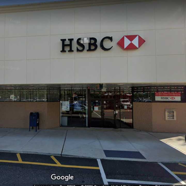 The HSBC bank on Jericho Turnpike in Commack.