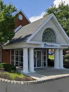 Police Pursue Armed Bank Fraud Suspect On Jersey Shore: Developing