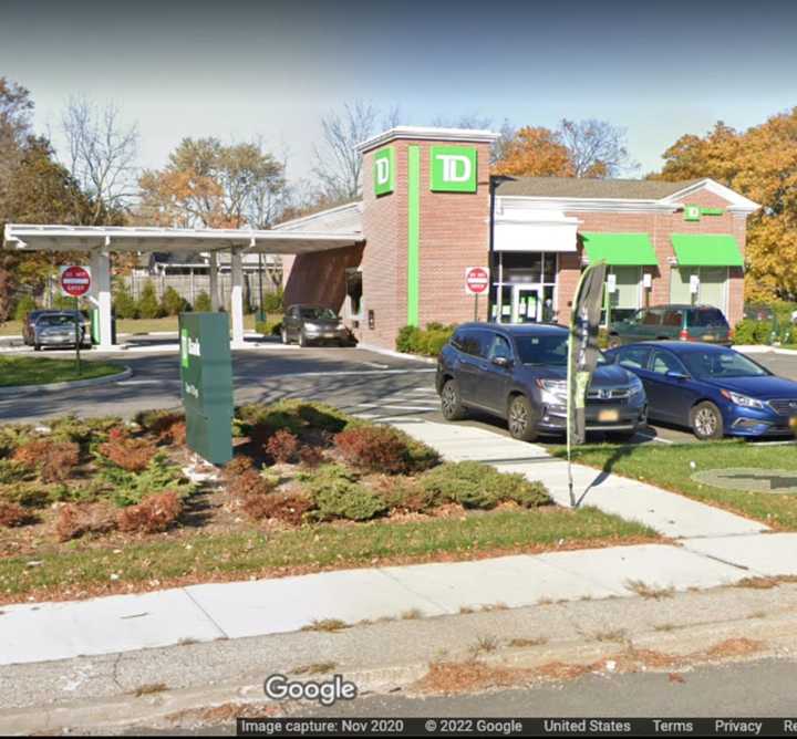 The TD Bank on Jericho Turnpike in Elwood.