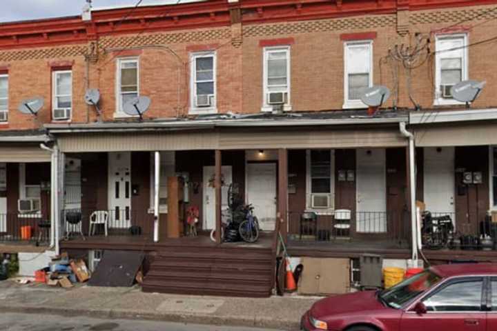 'All Hands' Called To Apartment House Fire In Camden: Developing