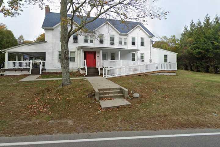 Long Island Man Attacks Apartment House Employee With Knife, Police Say