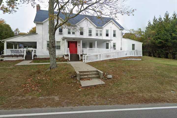 Long Island Man Attacks Apartment House Employee With Knife, Police Say