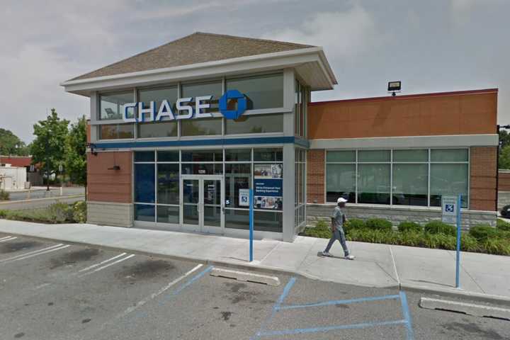 Suspects Nabbed For String Of Nassau County Bank Robberies