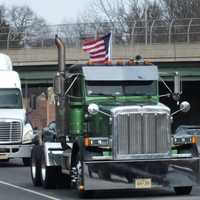 <p>Truckers&#x27; convoy</p>