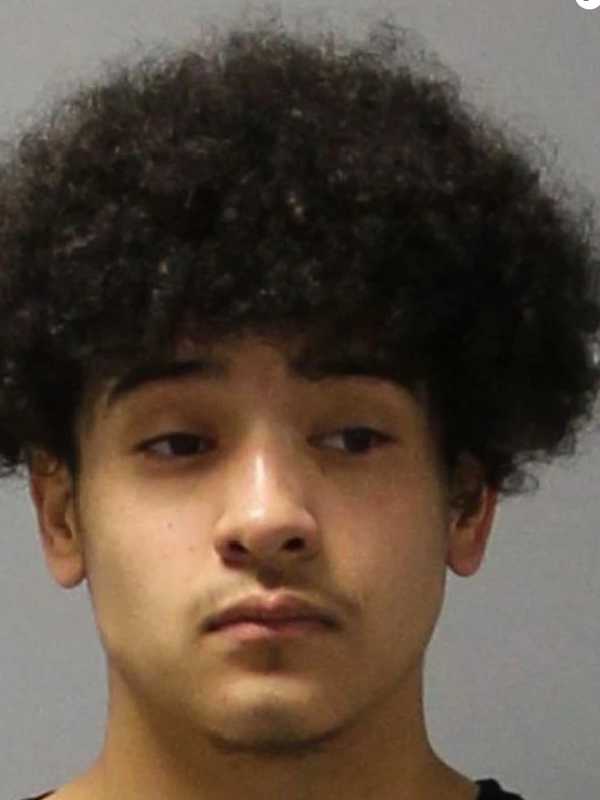 18-Year-Old Nabbed For DUI After Wrong-Way East Windsor Crash