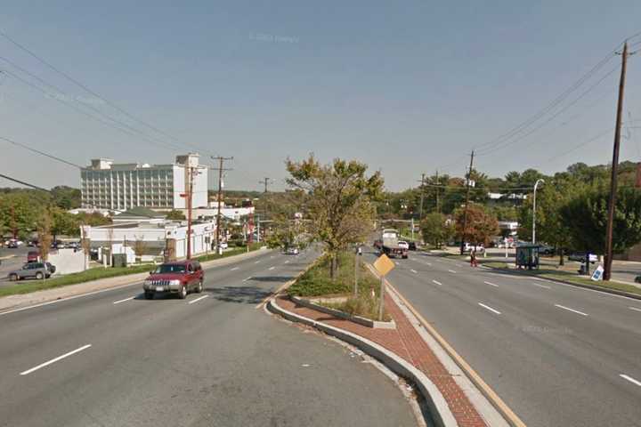 Prince George's Man Hit Twice In Fatal New Carrollton Crash: Police
