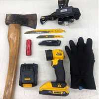 <p>The tools the suspect was caught with.</p>