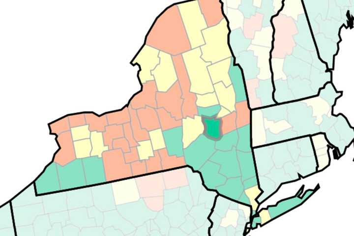 COVID-19: CDC Recommends NYers Wear Masks Indoors In These Counties