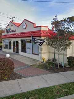 This Holbrook Eatery Serves Up Best Gyro On Long Island