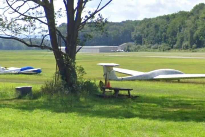 Pilot, 70, Killed As Glider Plane Crashes In North Jersey