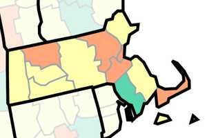 COVID-19: CDC Recommends Wearing Masks Indoors In These Massachusetts Counties