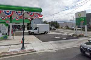 Police Searching For Man Who Robbed Long Island Gas Station At Gunpoint