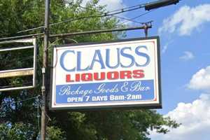 Annapolis Man Stabbed Two In Bar Fight: Police