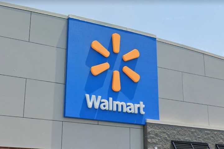 Women Locked Three Crying Kids In Car To Shop At NJ Walmart: Police