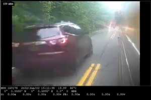 Police Search For SUV Driver With NY Plates Who Passed Stopped School Bus In Fairfield County