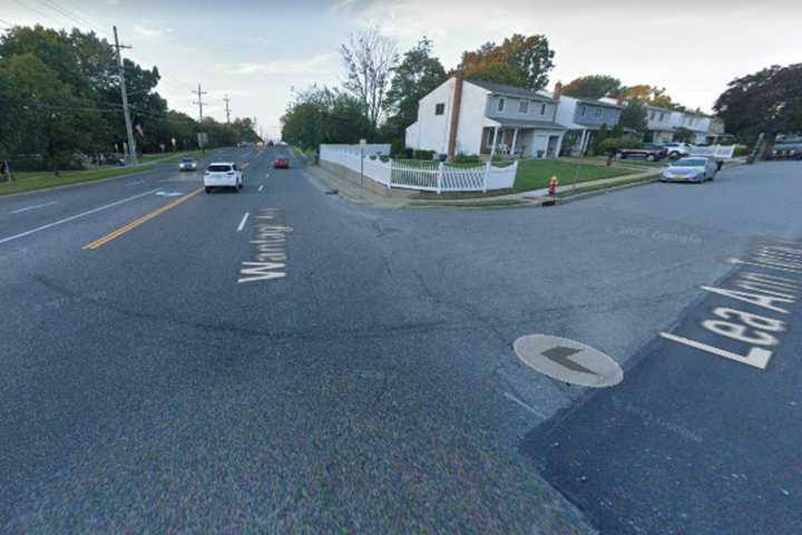 Man Killed In Crash Near Wantagh Intersection