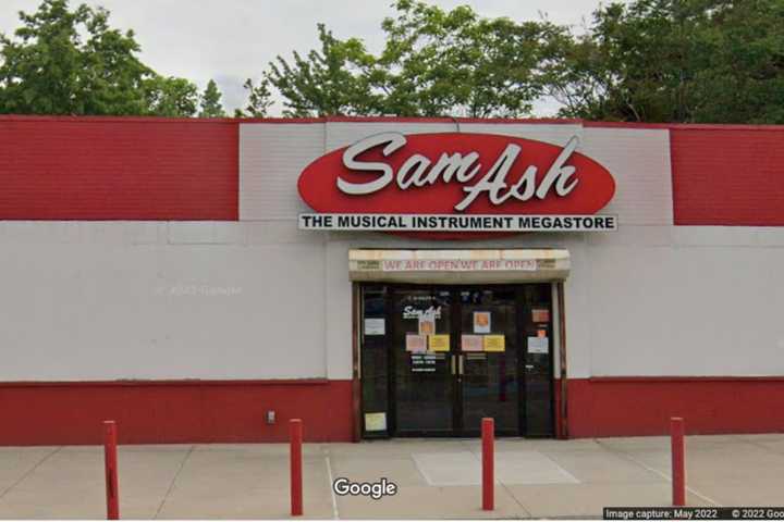 North Jersey Musicians Lament Closing Of Route 4's Sam Ash Music