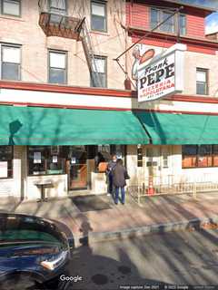 This CT Restaurant Ranks Among Top 10 In Nation For Best Pizza