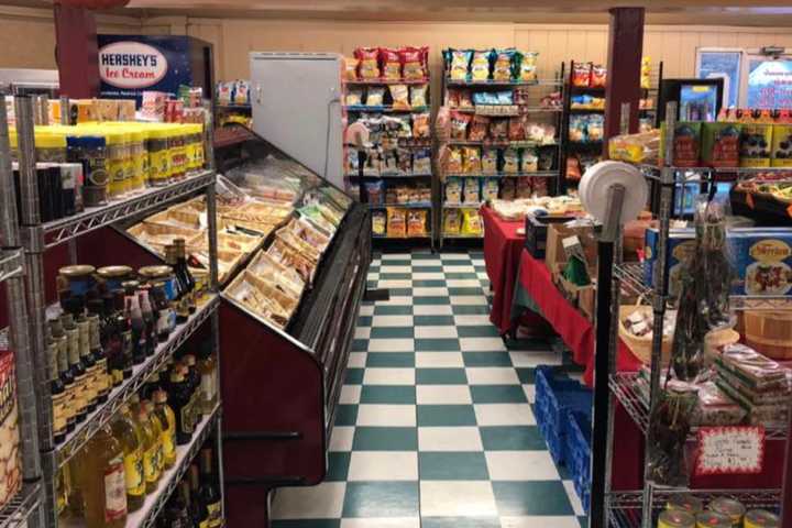 Decades-Old Deli & Pizzeria Shutters In South Jersey