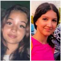 <p>Jayleen Natalie Chavez, 13 (left), and Samar Hammad, 12.</p>