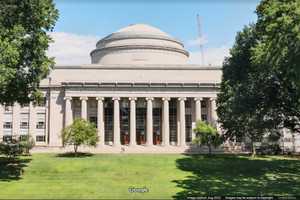 Survey: MIT Takes First Place In 2023 Nationwide Rankings