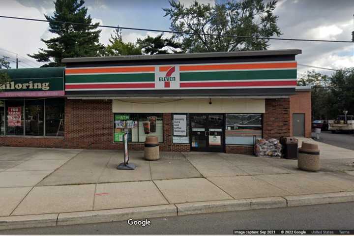 $10K Mega Millions Winner Sold At Rochelle Park 7-Eleven