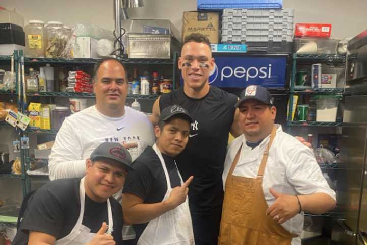 East Rutherford Restaurant Cooks Victory Dinner For New York Yankees