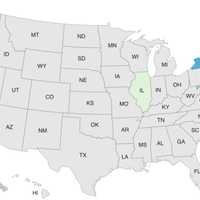 <p>The breakdown of Listeria cases reported in America (light green represents one or two cases; dark green represents three cases; blue represents seven cases).</p>