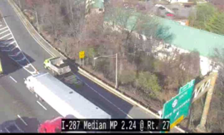 The tractor-trailer on I-287