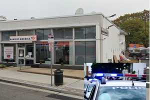 Westbury Attempted Bank Robbery Suspect On Run