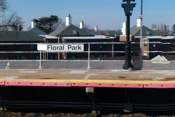 Person Found Dead On LIRR Tracks In Floral Park