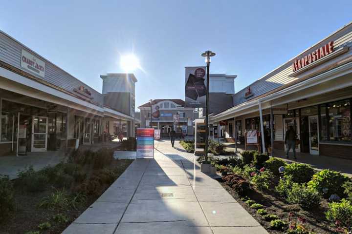 Man Admits To Smash-Grab Robbery At Gucci Store In Wrentham Village Premium Outlets In Mass