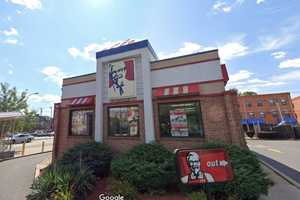 KFC Shooting Wounds Man In Philadelphia