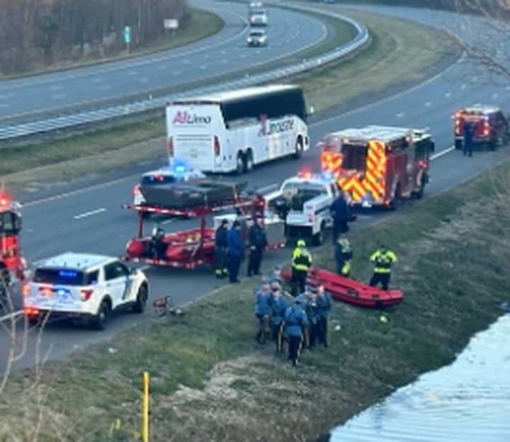 I-295 crash at the scene.