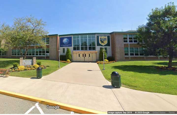 Morris Knolls High School