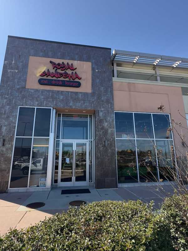 Indian Restaurant Replaces Burger Joint At Freehold Raceway Mall