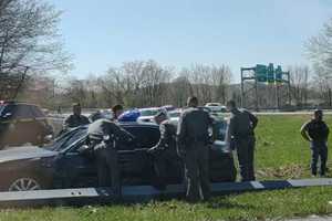 Duo Arrested After Pursuit Ends In Crash On Highway In Hudson Valley, Police Say