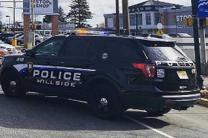 Car Crash Setup Leads To Gunpoint Robbery: Hillside PD