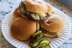 White Manna Again Tops List Of Best Burgers