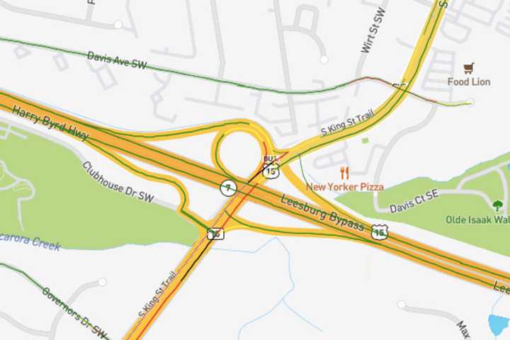 Tractor Trailer Crash Jams Traffic At Leesburg Roundabout