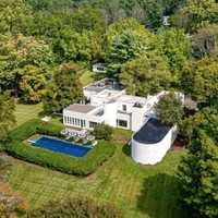 <p>125 Pleasant Hill Road</p>