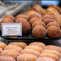 <p>Enjoy a sweet rice donut! You&#x27;ll find 139 fresh-baked items to choose from at Paris Baguette.</p>