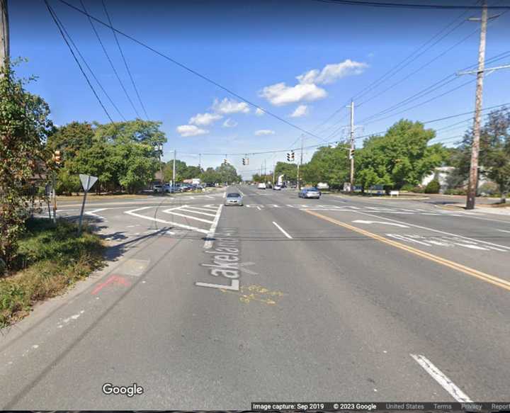 Lakeland Avenu and Smithtown Avenue in Bohemia.