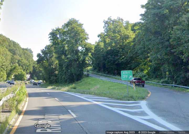 The crash happened on the Saw Mill River Parkway northbound in Bedford at Exit 39.